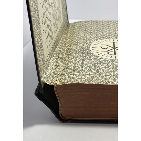 The Holy Bible New Catholic Edition Hardcover Catholic Book Publishing 1957 - Picture 9 of 16